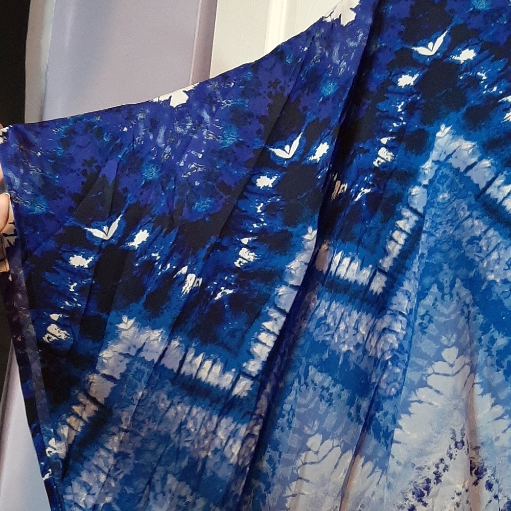 Dress barn tie dye blouse - Picture 4 of 7